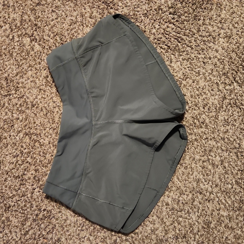 COPY - Lululemon speed up shorts